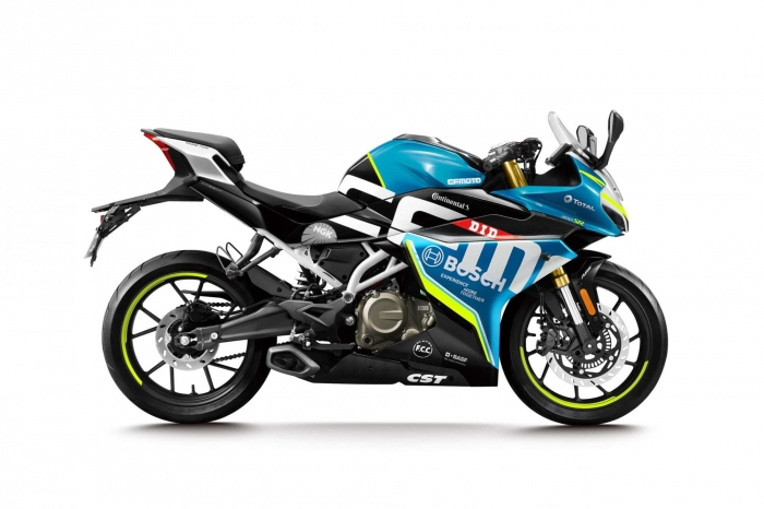 CFMoto 300SR chốt lịch ra mắt tại Việt Nam vào tháng 7, giá mềm khiến Yamaha R3 lo lắng xôn xao