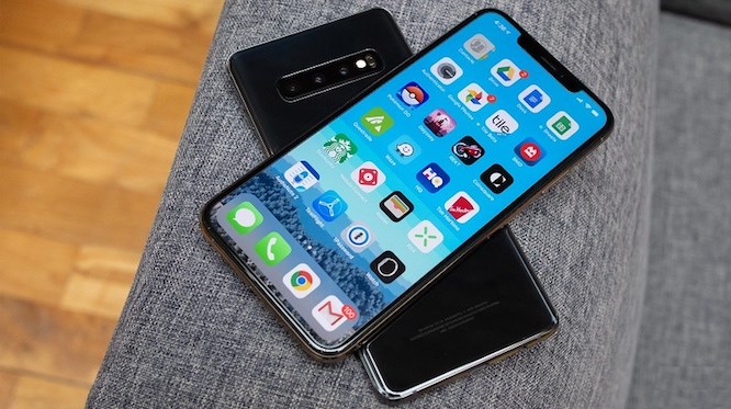 Tin đồn về iPhone 2019: Pin lớn hơn, sạc ngược không dây, 3 camera sau