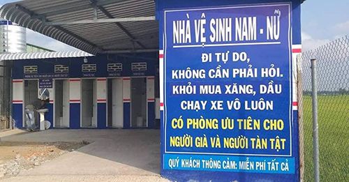 Thông báo 'đi vệ sinh tự do' tại trạm xăng ở An Giang gây sốt