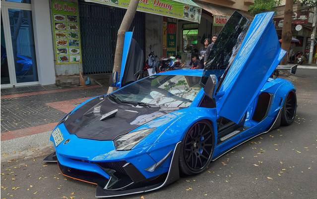 'Đỉnh cao của độ xe là về zin', Lamborghini Aventador độ Liberty Walk 3 tỷ đồng của đại gia Vũng Tàu về lại màu sơn gốc