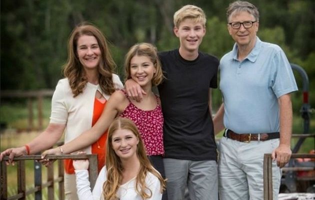 Không phải 'trường làng', 3 người con của tỉ phú Bill Gates học trường chất lượng thế nào?