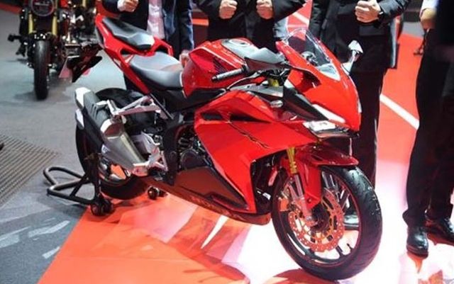 Honda CBR250RR 2020 nâng cấp động cơ, sẵn sàng quyết đấu Kawasaki ZX-25R