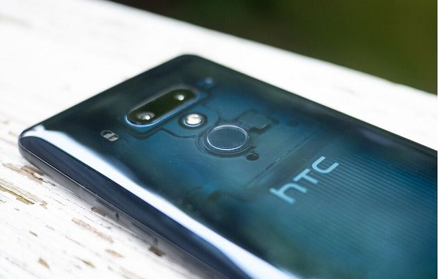 Giữa tình hình khó khăn, HTC thay CEO mới