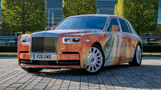 Đại gia ẩn danh chi số tiền gấp đôi để sở hữu Rolls-Royce bản đặc biệt