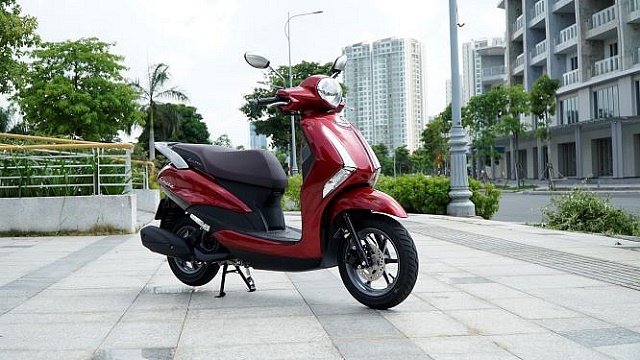 Yamaha Latte 38 triệu 'quyết chiến'  Honda Lead: Lựa chọn nào cho các 'ninja' Việt?