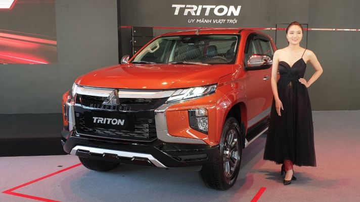 Thách thức Ford Ranger, Mitsubishi Triton 2020 nhá hàng phiên bản `full option` giá 865 triệu đồng