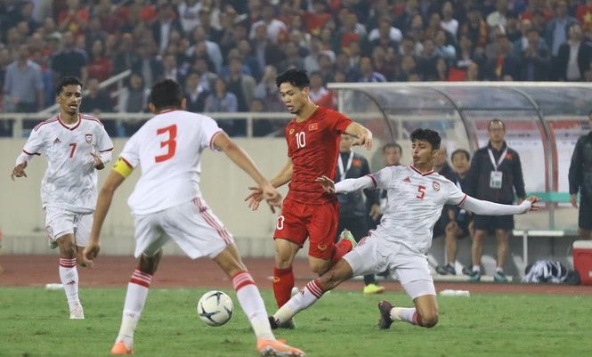 HLV Park Hang Seo lên tiếng nhận xét Công Phượng sau trận đấu với UAE