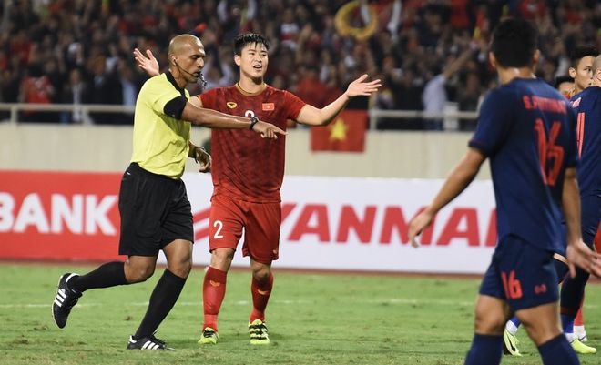 Trọng tài FIFA chỉ ra sai lầm của ông Ahmed Al-Kaf, cướp mất chiến thắng của ĐT Việt Nam