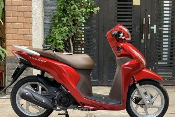 Honda Vision 2019 'hét giá' 200 triệu đồng: Nhiều người ngả giá muốn mua 