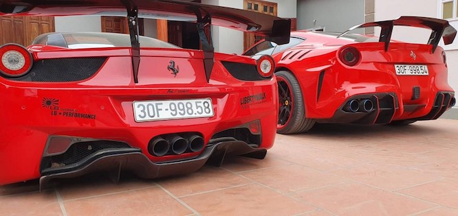 Hải Dương: Nín thở xem cặp đôi siêu xe Ferrari rượt đuổi trong đường làng