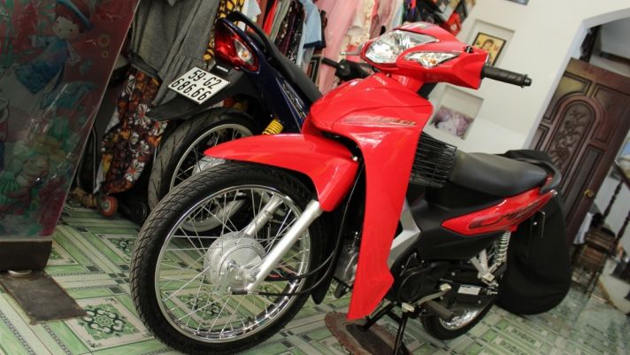 Honda Wave cũ ‘hét giá’ gấp đôi Exciter 150, Winner X mới: Có gì đặc biệt?