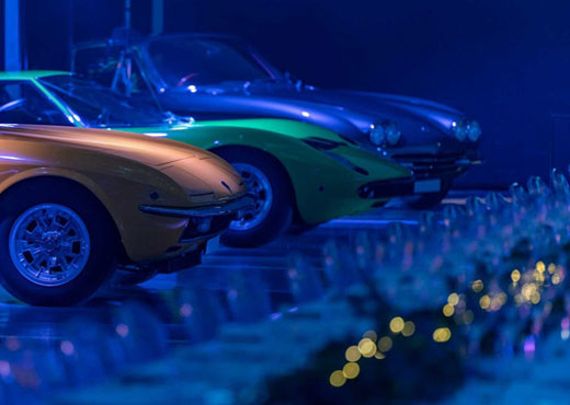 Khung cảnh siêu chất trong bữa tiệc Lamborghini tổ chức riêng cho khách VIP