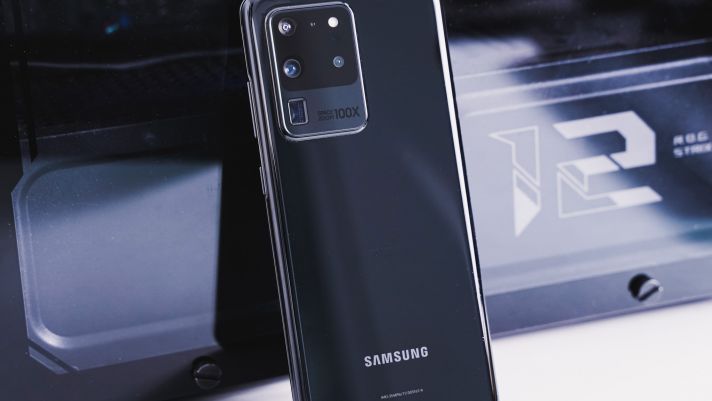 Mở hộp Galaxy S20 Ultra: Camera Zoom 100x, Quay video 8K giá 30 triệu