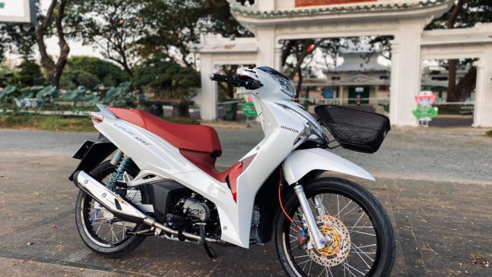 Honda Wave Thái lên đời với trang bị cực khủng đến từ dân chơi vùng sông nước