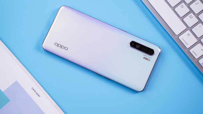 Mở hộp OPPO Reno 3: Helio P90, 4 camera giá 9 triệu