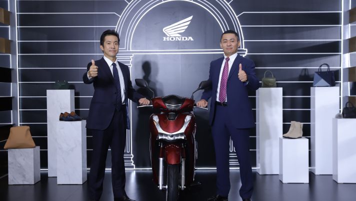 Honda tiêu thụ 2,6 triệu xe máy trong năm tài chính 2020