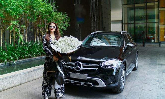Trương Ngọc Ánh tự thưởng bản thân bằng chiếc Mercedes-Benz gần 2 tỷ đồng