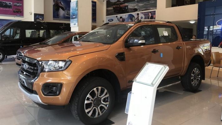 Ford Ranger tăng cường sản xuất, giảm giá sập sàn trong tháng 6/2020