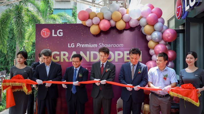 LG khai trương LG Premium Showroom nơi trải nghiệm thiết bị điện tử cao cấp