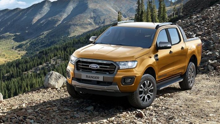 Ford Ranger 2020 giảm sâu 100 triệu đồng, khách Việt nô nức xuống tiền