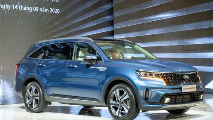 Bảng giá KIA Sorento tháng 7/2021: Giá cực cạnh tranh, thiết kế đè bẹp Hyundai Santa Fe, Fortuner