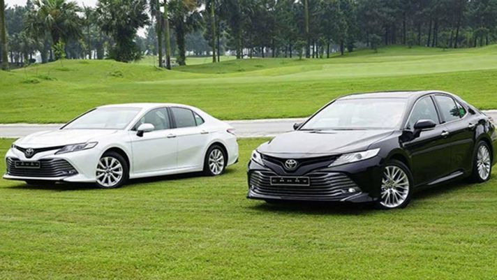 Tin xe hot 19/10: Toyota Camry giảm giá ‘sập sàn’ tới 75 triệu đồng để dọn kho, Hyundai i30 giảm sốc