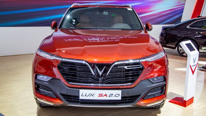 VinFast Lux, Honda CR-V cùng loạt xe hot hỗ trợ 100% phí trước bạ, ưu đãi lên đến hơn 370 triệu đồng