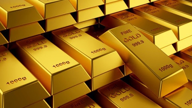 Giá vàng hôm nay 26/10: Giá vàng bất ngờ giảm dưới ngưỡng 1.900 USD/ounce