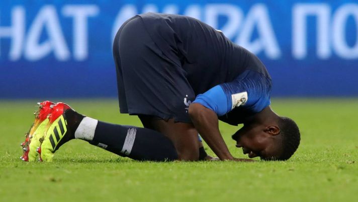Phản đối Tổng thống Pháp, Pogba sẽ nói lời chia tay với Đội tuyển quốc gia?