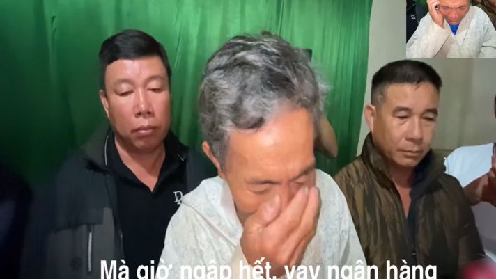 Vợ chồng Thủy Tiên chi thẳng 200 triệu cứu trợ 1 hộ dân ở Hà Tĩnh, người chồng khóc nấc vì xúc động