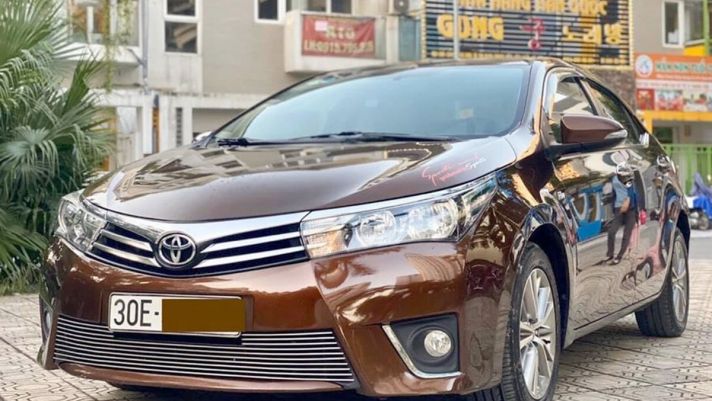 Toyota Corolla Altis giảm cực sốc, giá thấp hơn Honda City chục triệu khiến dân tình ồ ạt săn lùng