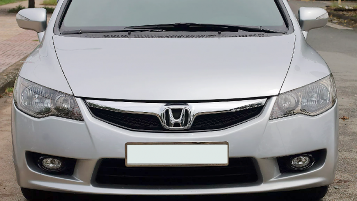 Honda Civic chỉ bán với giá 400 triệu 'đấu' Toyota Altis, cơ hội sở hữu xe siêu rẻ cho khách Việt