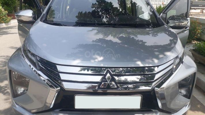 Mitsubishi Xpander chỉ còn gần 600 triệu ‘so kè’ Toyota Innova, khách Việt ồ ạt ‘xuống tiền’
