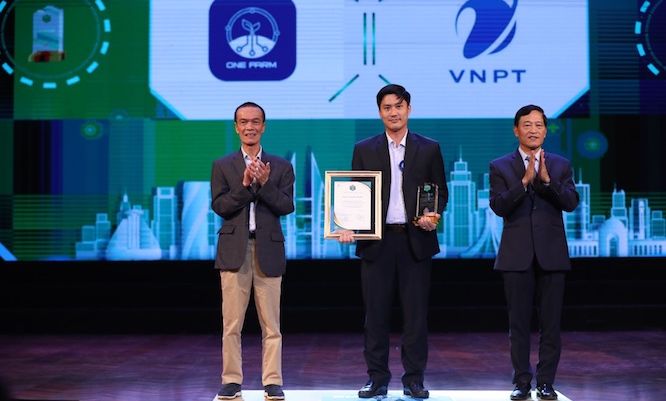 Giải pháp ONE Farm của VNPT Technology nhận giải thưởng Thành phố Thông minh Việt Nam 2020