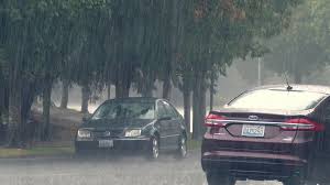 Bỏ túi loạt kinh nghiệm chăm sóc ô tô trong những ngày mưa gió