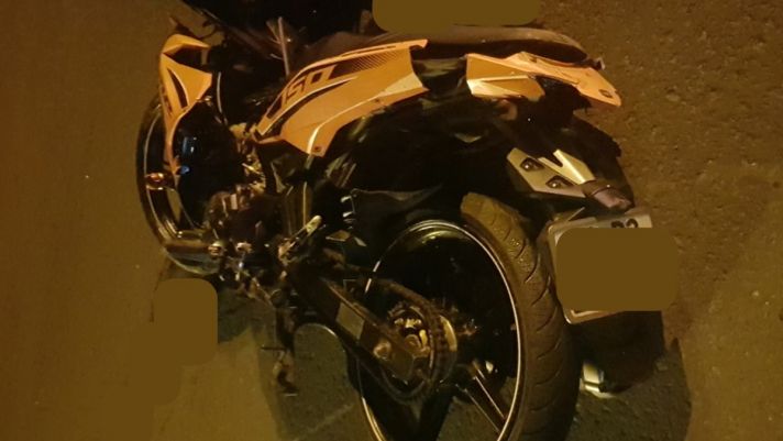 Clip: Nam thanh niên đi Yamaha Exciter tử vong tại chỗ sau cú tông bất ngờ vào đuôi container 