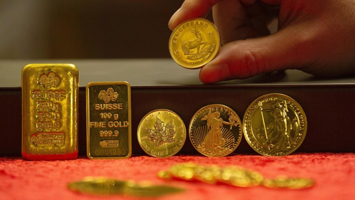 Giá vàng ngày 23/12: Vàng lao dốc không phanh, giới đầu tư đổ xô bán vàng chốt lời