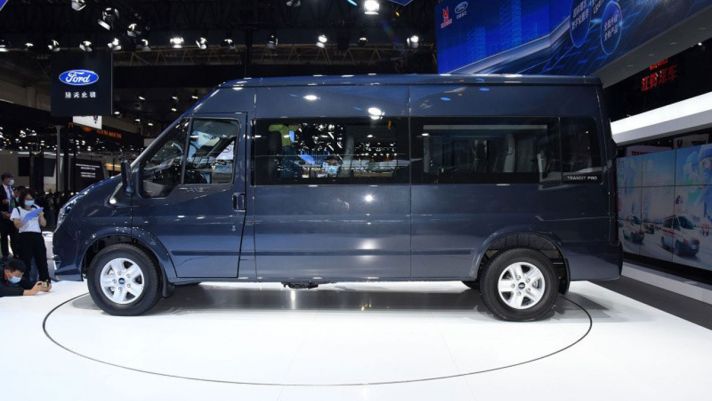 Ford Transit Pro 2021 chính thức trình làng, giá chỉ từ 578 triệu đồng