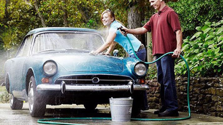 Những điều cần lưu ý khi tự rửa xe ô tô