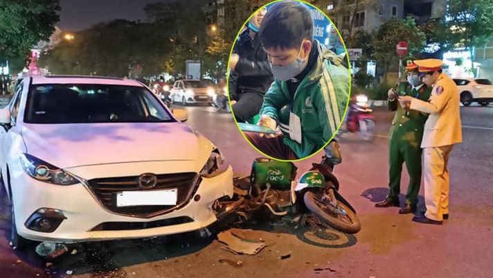Hà Nội: Hoảng hốt tài xế Mazda say rượu, bất ngờ tông thanh niên chạy Grab đến chấn thương chân