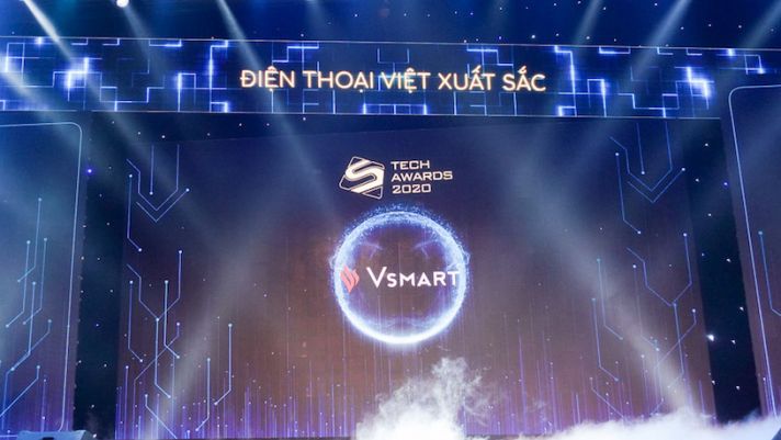 Vsmart mở đầu năm mới bằng giải thưởng 'Thương hiệu điện thoại Việt xuất sắc nhất Tech Awards 2020'