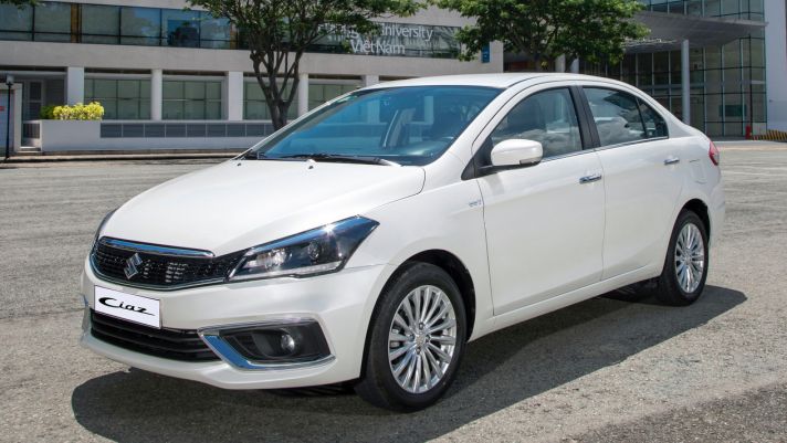 Vừa rộ tin Toyota Vios 2021 về Việt Nam, loạt sedan cỡ B ồ ạt giảm giá mạnh tay để 'vợt' khách