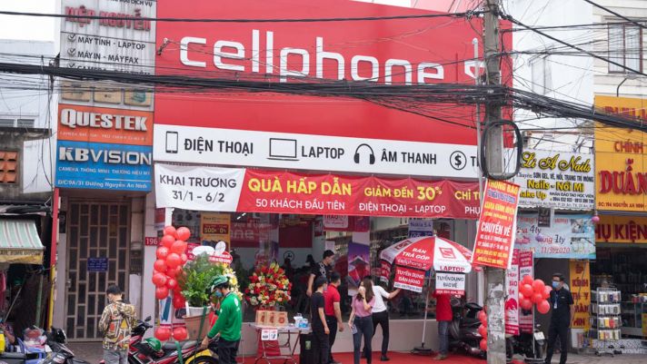 Khai trương cửa hàng CellphoneS đầu tiên tại Bình Dương 
