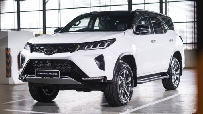 Toyota Fortuner, Innova thế hệ mới 2021 sắp ‘lên sàn’, quyết hạ gục Honda CR V, Mitsubishi Xpander