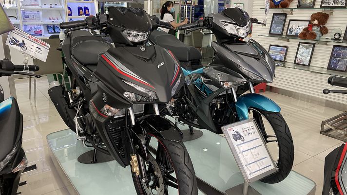 Giá xe Yamaha Exciter 155 VVA chạm ngưỡng kỉ lục đầu tháng 2 khiến Winner X, Exciter 150 'hốt hoảng'
