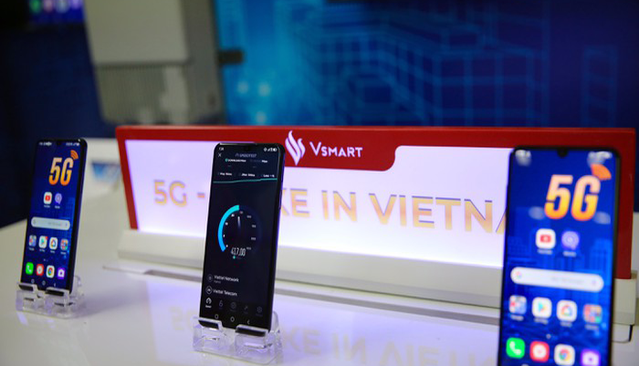 Điện thoại do VinSmart sản xuất chính thức được bày bán ở Mỹ: Lời hứa của tỷ phú Phạm Nhật Vượng