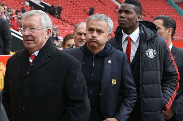 'Kẻ thù' của MU phát ngôn xúc phạm Sir Alex, Pogba không làm gì cũng bị fan ném đá vạ lây