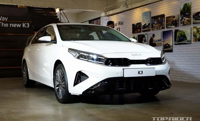 Cận cảnh KIA Cerato 2021 vừa ra mắt giá 359 triệu đồng, ‘đánh gục’ Mazda3 và Hyundai Elantra