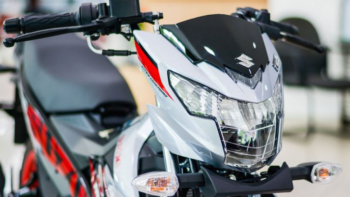 Cận cảnh mẫu côn tay mới giá gần 50 triệu tại Việt Nam, ’vùi dập’ Yamaha Exciter và Honda Winner X