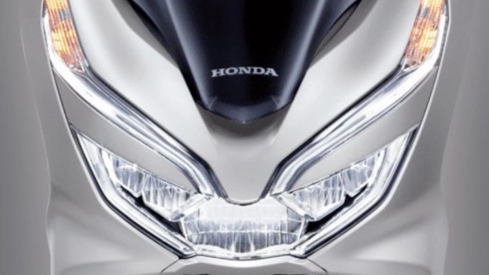 Đối thủ giá rẻ hơn Honda SH 30 triệu tung hoành tại đại lý, diện mạo khiến Honda Air Blade lóa mắt